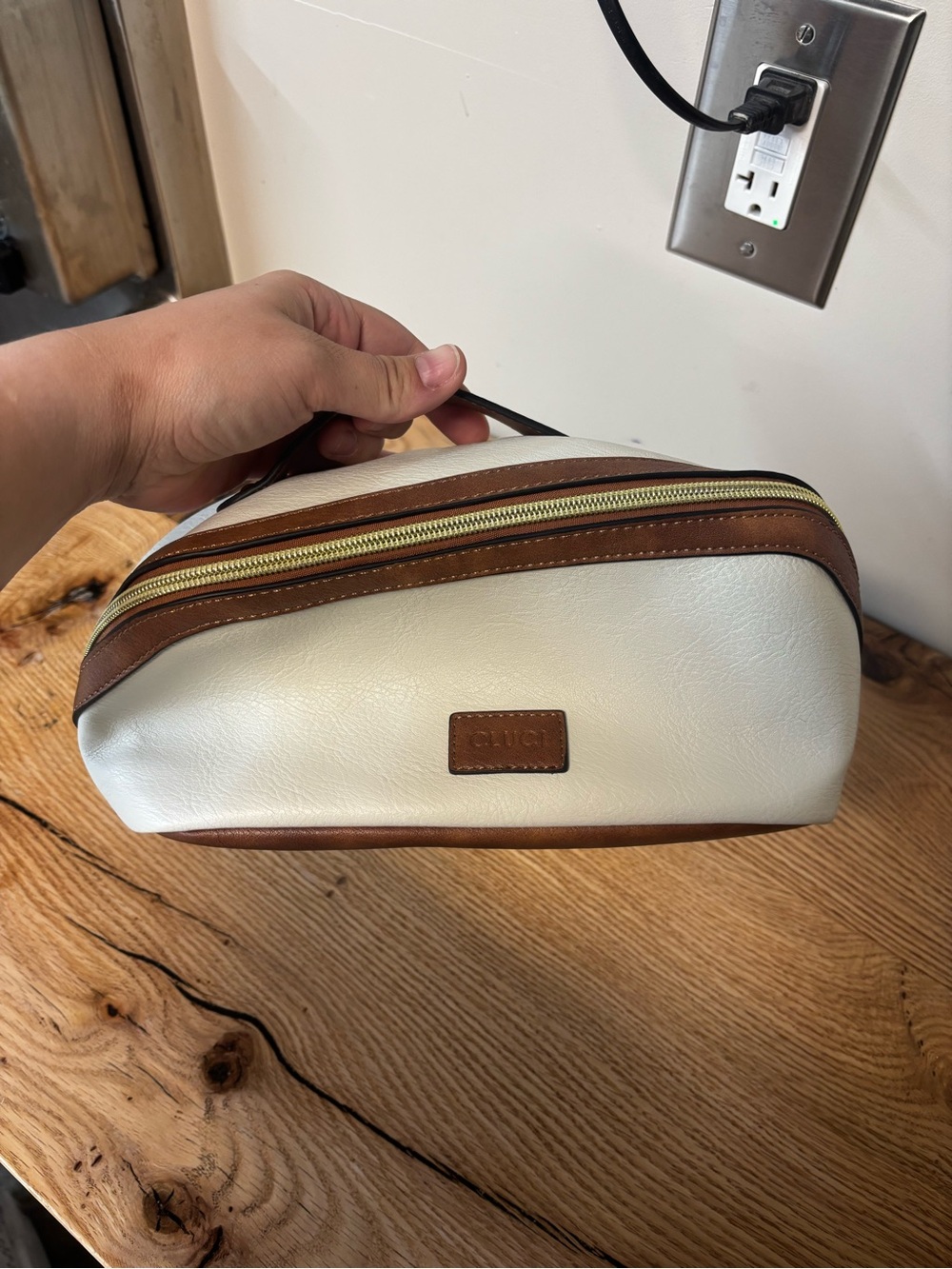 White and Brown Faux Leather Travel Cosmetic Case